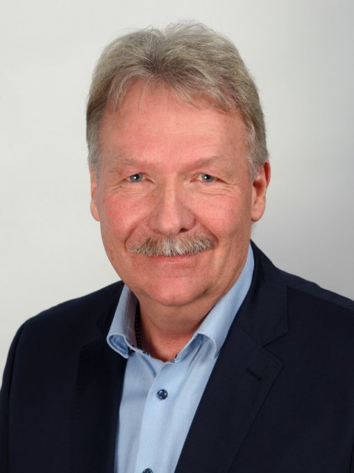 Stellvertretende Fraktionsvorsitzender: Andreas Mucenieks