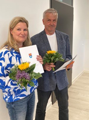 Britta Hardt und Stephan Heinrich (WIR) wurden auf der konstituierenden Sitzung der Stadtversammlung in Reinfeld verabschiedet.